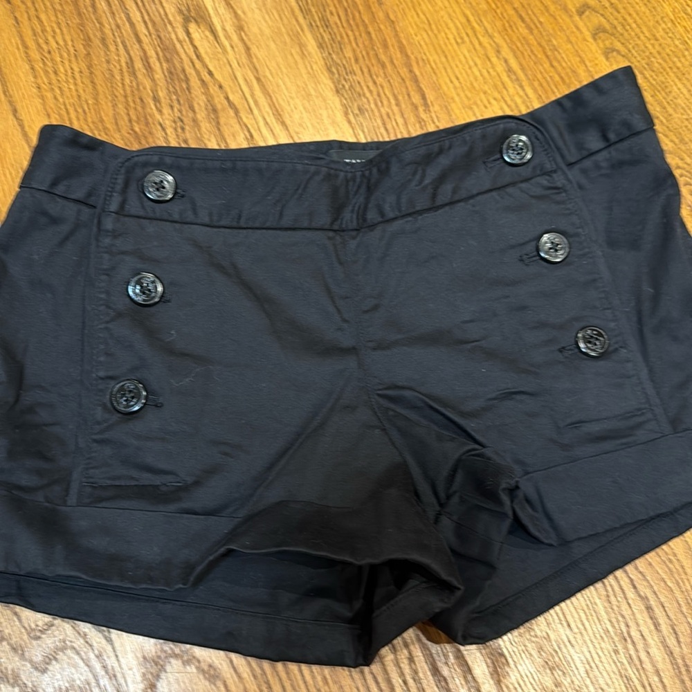 Aritzia talula shorts